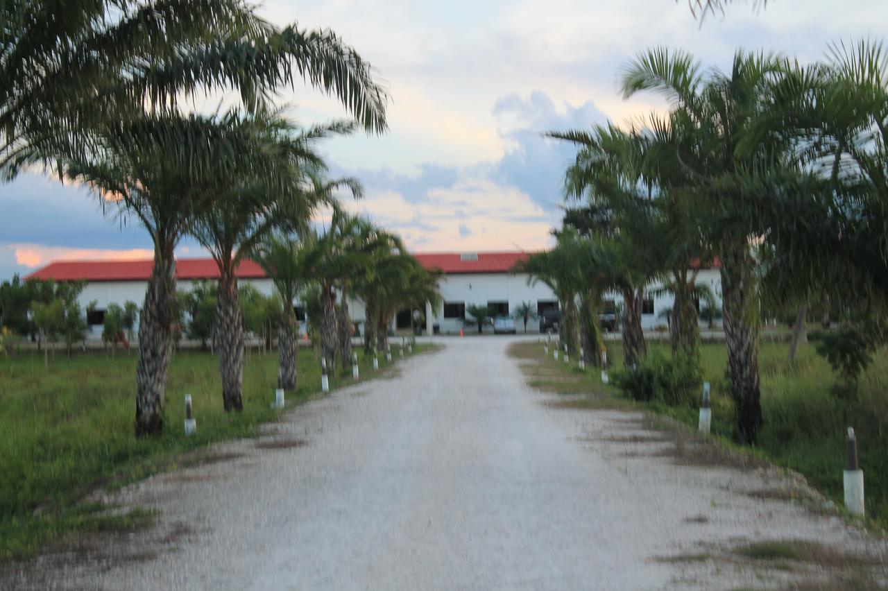 Real Primaveras Campestre Escarcega Exterior photo