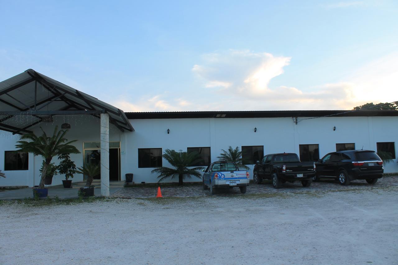 Real Primaveras Campestre Escarcega Exterior photo